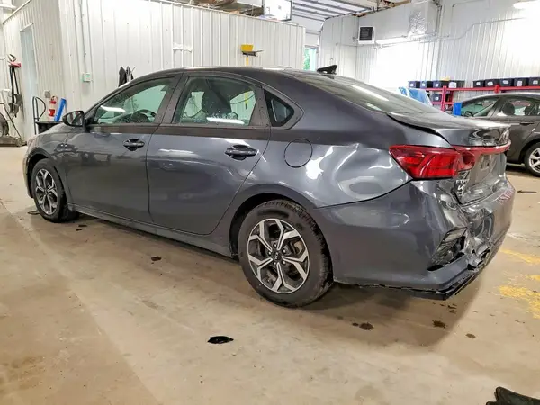 3KPF24AD1LE238657 2020 KIA FORTE - Image 2