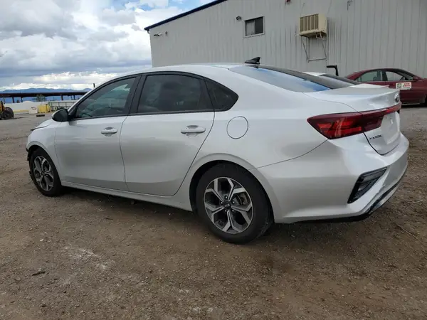 3KPF24AD1LE240411 2020 KIA FORTE - Image 2