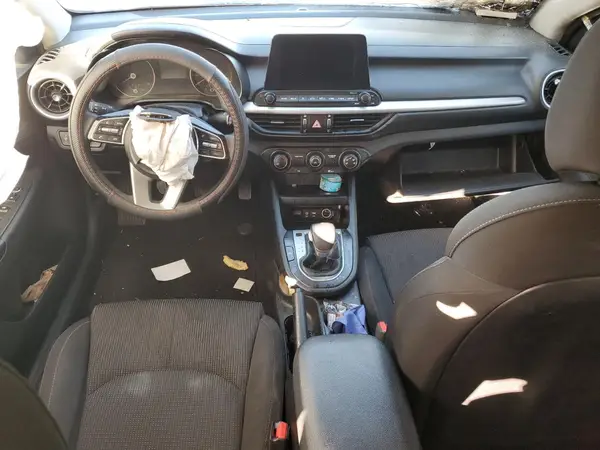 3KPF24AD1LE242482 2020 KIA FORTE - Image 8