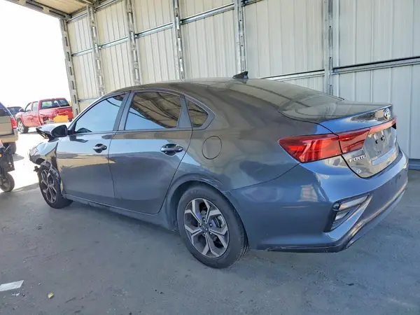 3KPF24AD1LE243857 2020 KIA FORTE - Image 2