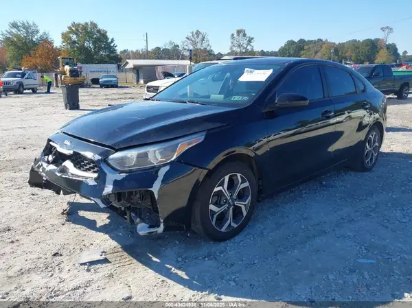 3KPF24AD1LE244796 2020 KIA FORTE - Image 2