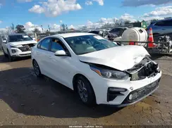 3KPF24AD1LE245253 2020 KIA FORTE
