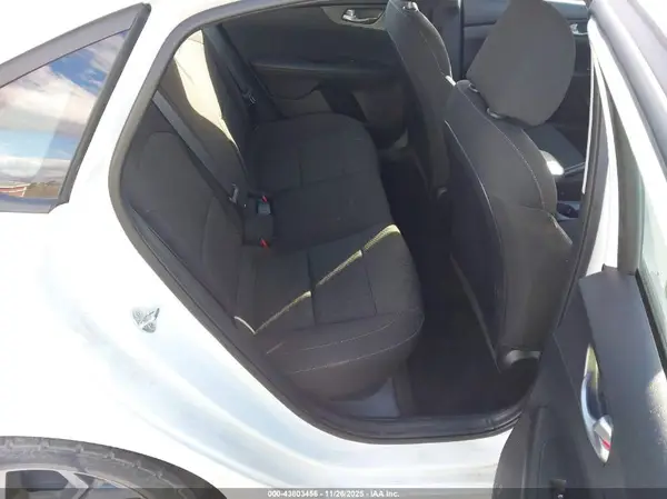 3KPF24AD1LE245253 2020 KIA FORTE - Image 8