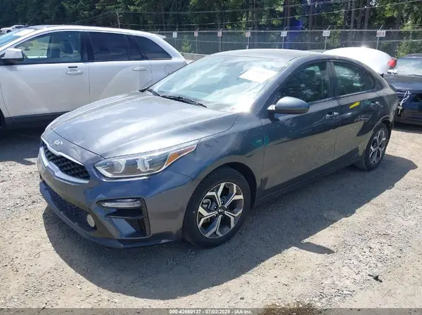 3KPF24AD1LE256432 2020 KIA FORTE - Image 2