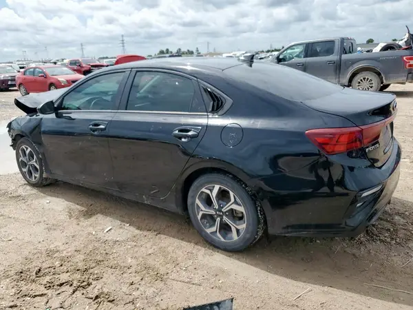 3KPF24AD1LE256463 2020 KIA FORTE - Image 2