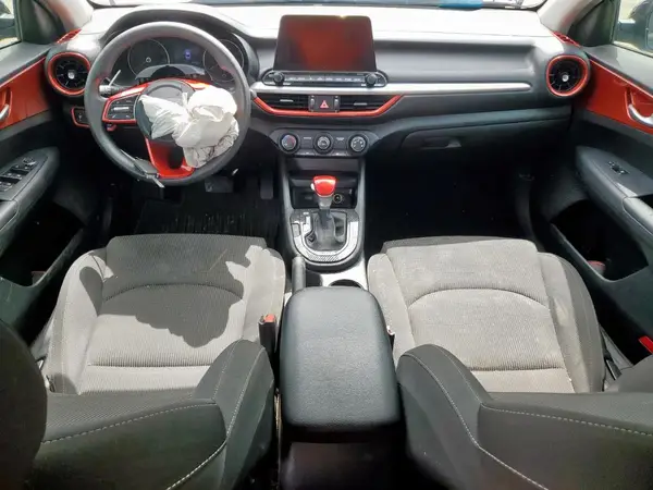 3KPF24AD1LE256463 2020 KIA FORTE - Image 8