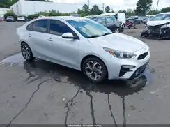 3KPF24AD1LE261338 2020 KIA FORTE