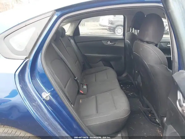 3KPF24AD1ME262717 2021 KIA FORTE - Image 8
