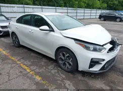 3KPF24AD1ME264029 2021 KIA FORTE