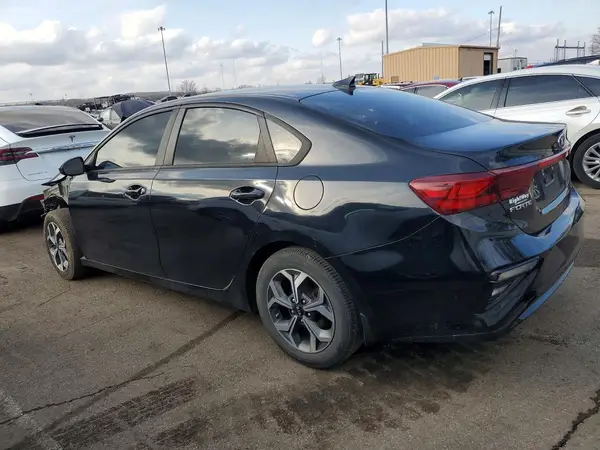 3KPF24AD1ME266556 2021 KIA FORTE - Image 2