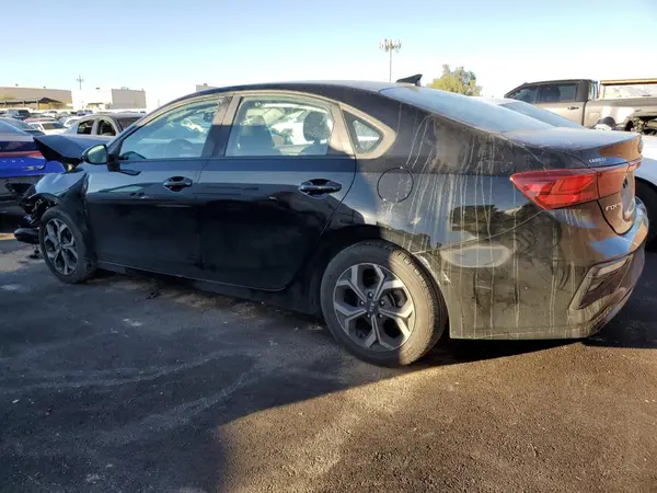 3KPF24AD1ME267917 2021 KIA FORTE - Image 2