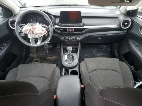 3KPF24AD1ME269182 2021 KIA FORTE - Image 8