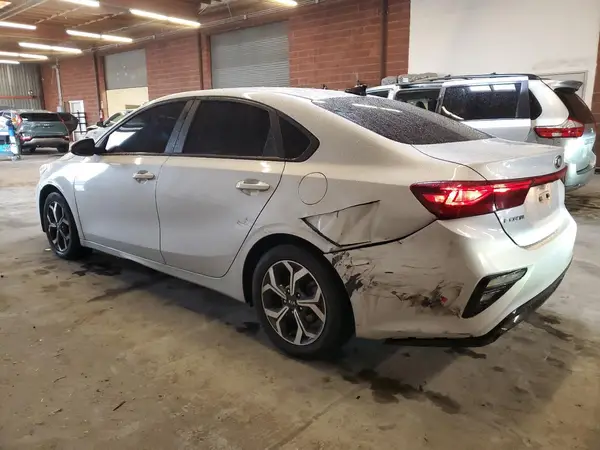 3KPF24AD1ME269991 2021 KIA FORTE - Image 2