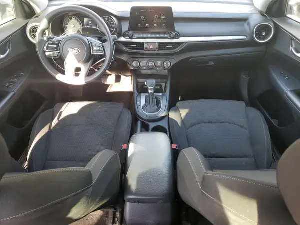 3KPF24AD1ME271093 2021 KIA FORTE - Image 8