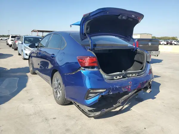 3KPF24AD1ME271658 2021 KIA FORTE - Image 2