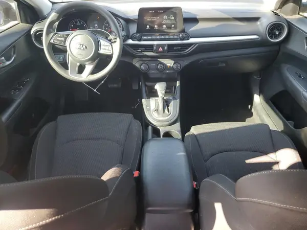 3KPF24AD1ME271658 2021 KIA FORTE - Image 8