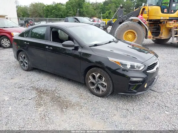 3KPF24AD1ME272194 2021 KIA FORTE - Image 1