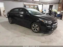 3KPF24AD1ME273698 2021 KIA FORTE