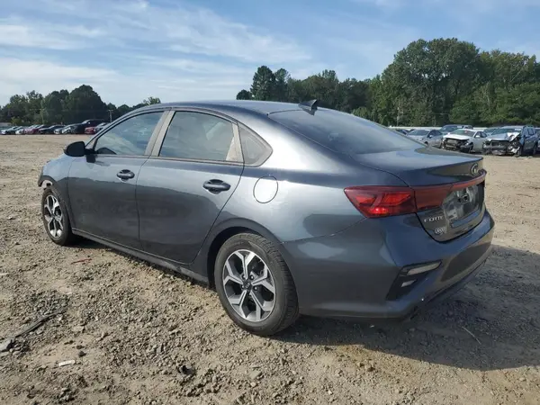 3KPF24AD1ME274236 2021 KIA FORTE - Image 2