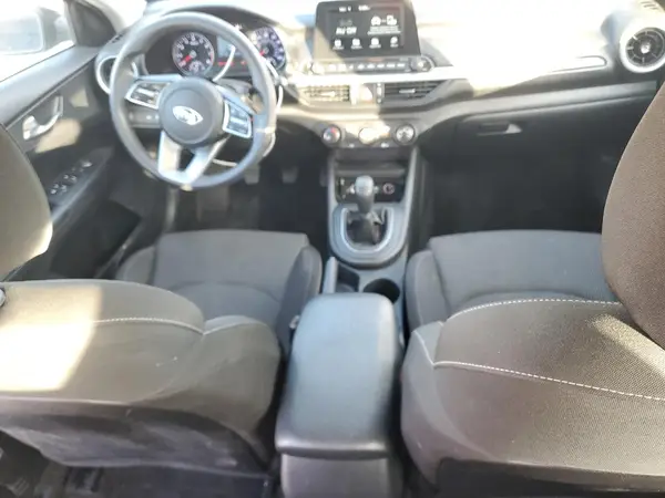 3KPF24AD1ME275998 2021 KIA FORTE - Image 8
