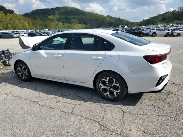 3KPF24AD1ME276570 2021 KIA FORTE - Image 2