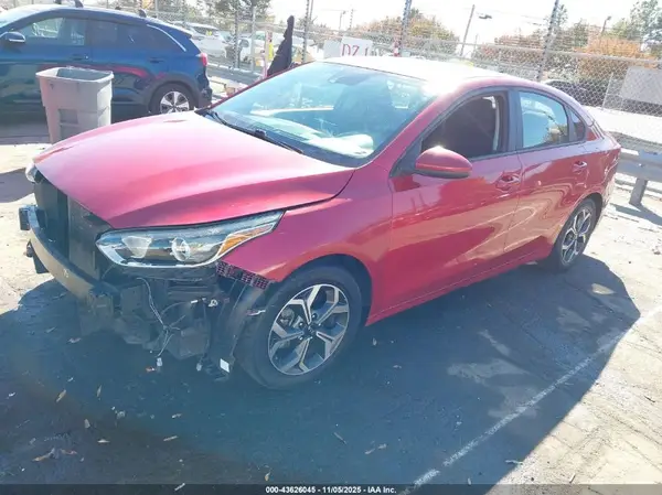 3KPF24AD1ME281266 2021 KIA FORTE - Image 2