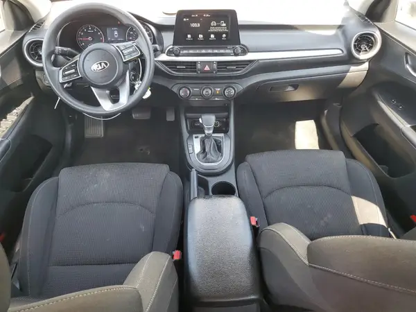 3KPF24AD1ME283888 2021 KIA FORTE - Image 8