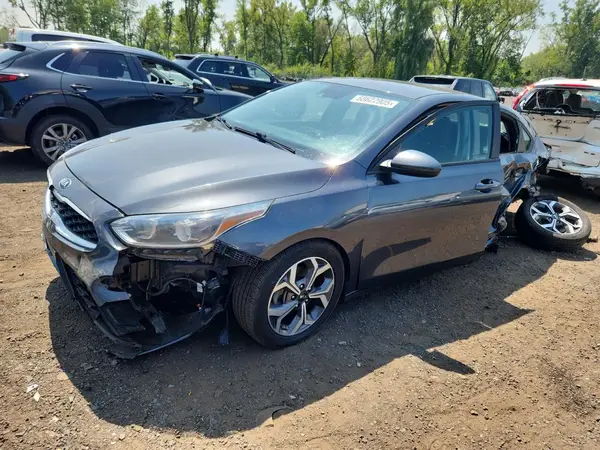 3KPF24AD1ME284412 2021 KIA FORTE - Image 1