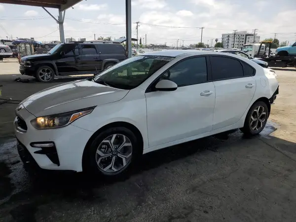 3KPF24AD1ME285804 2021 KIA FORTE - Image 1