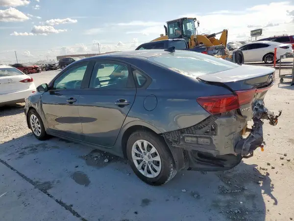 3KPF24AD1ME289979 2021 KIA FORTE - Image 2