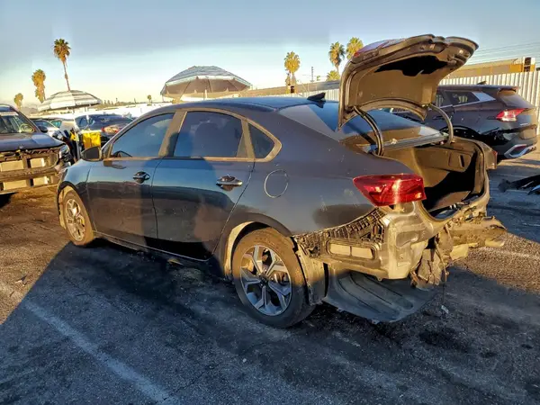 3KPF24AD1ME290551 2021 KIA FORTE - Image 2