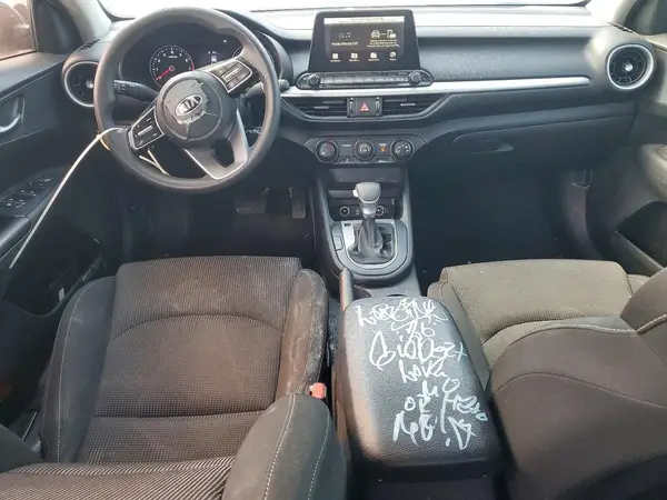 3KPF24AD1ME290596 2021 KIA FORTE - Image 8