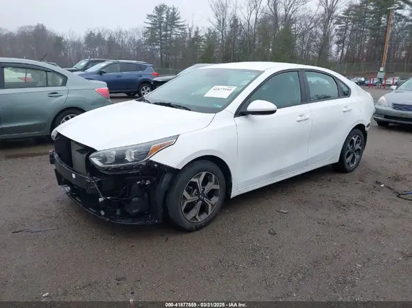 3KPF24AD1ME291909 2021 KIA FORTE - Image 2