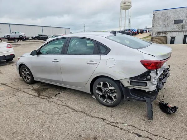 3KPF24AD1ME292221 2021 KIA FORTE - Image 2