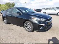 3KPF24AD1ME298892 2021 KIA FORTE