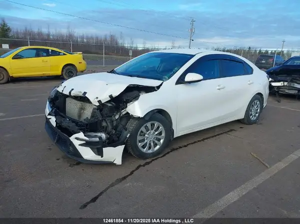 3KPF24AD1ME301340 2021 KIA FORTE - Image 2