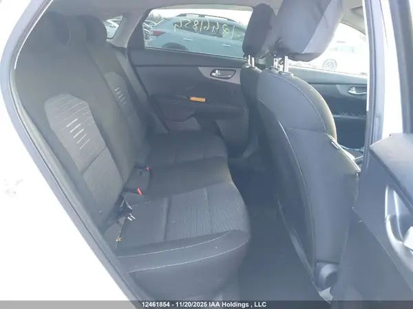 3KPF24AD1ME301340 2021 KIA FORTE - Image 8