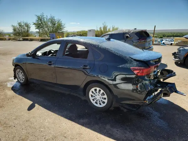 3KPF24AD1ME302567 2021 KIA FORTE - Image 2