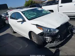 3KPF24AD1ME303377 2021 KIA FORTE