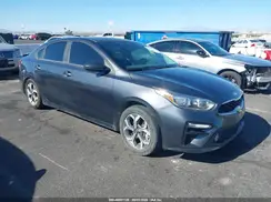 3KPF24AD1ME305081 2021 KIA FORTE