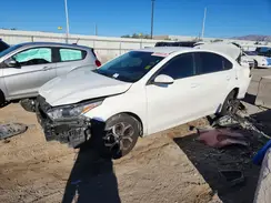 3KPF24AD1ME305274 2021 KIA FORTE