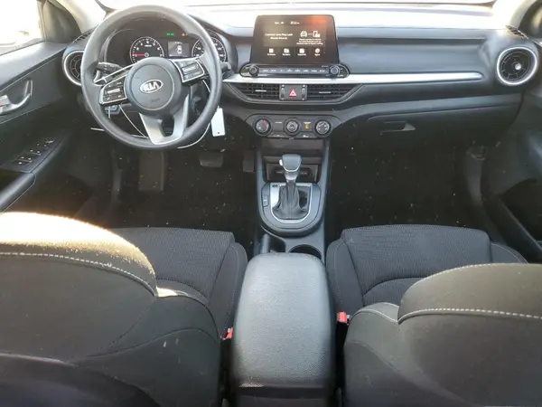 3KPF24AD1ME306019 2021 KIA FORTE - Image 8
