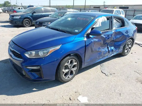3KPF24AD1ME306330 2021 KIA FORTE - Image 2