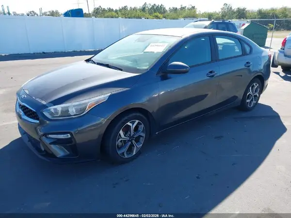 3KPF24AD1ME306697 2021 KIA FORTE - Image 2