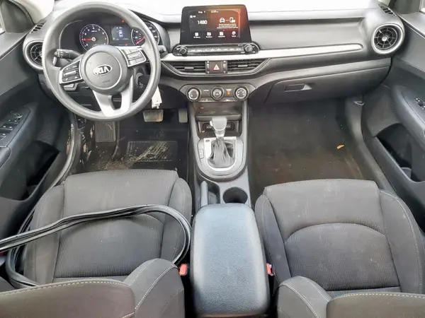 3KPF24AD1ME307719 2021 KIA FORTE - Image 8