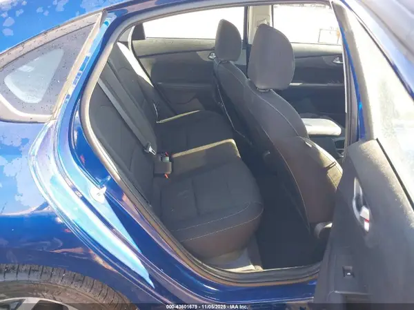 3KPF24AD1ME308756 2021 KIA FORTE - Image 8