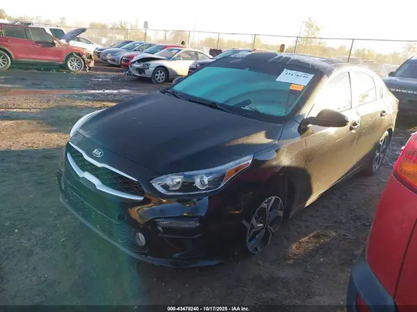 3KPF24AD1ME309373 2021 KIA FORTE - Image 2