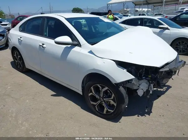 3KPF24AD1ME309812 2021 KIA FORTE - Image 1
