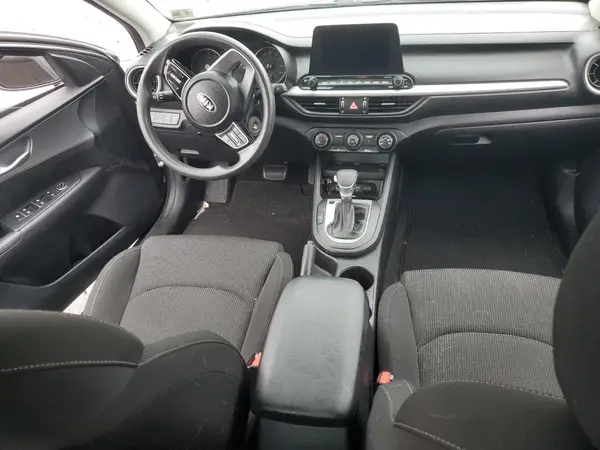 3KPF24AD1ME313486 2021 KIA FORTE - Image 8