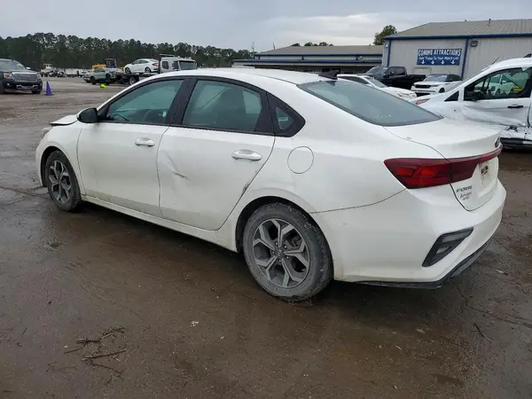 3KPF24AD1ME313987 2021 KIA FORTE - Image 2